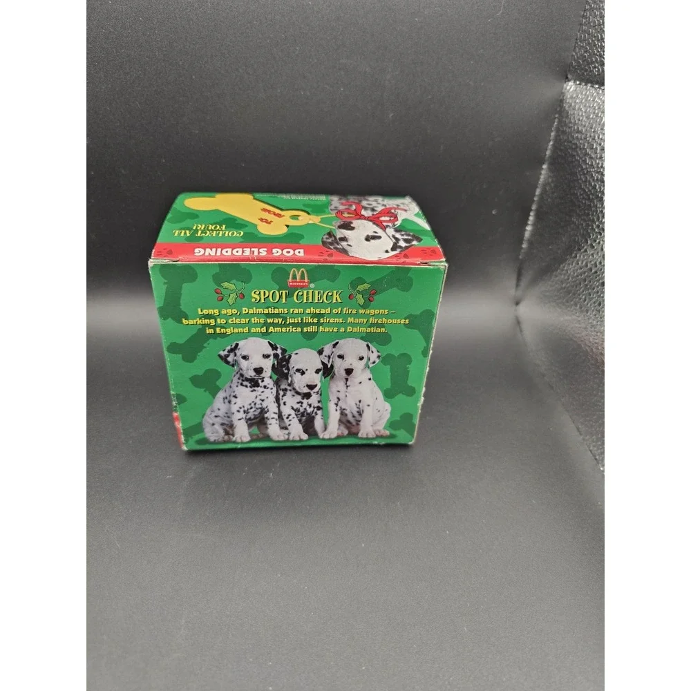 McDonald's 101 Dalmations Snow Dome Dog Sledding 1996